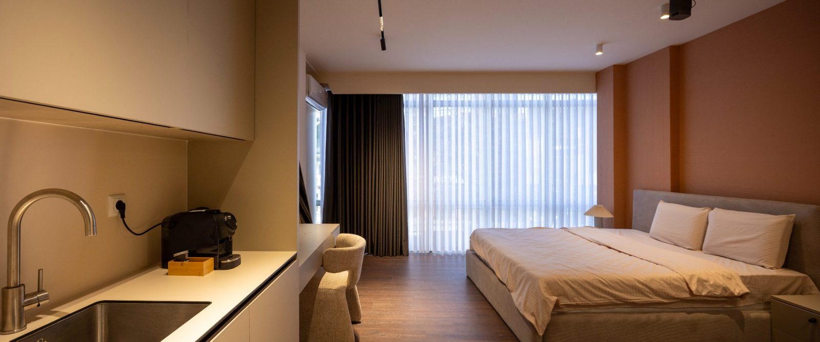 Double Room with Private Bathroom - Luna 1 – Prishtina photo 4
