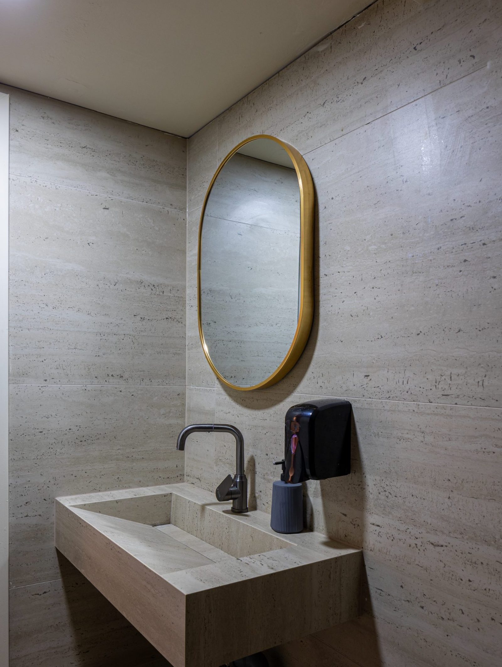 Double Room with Private Bathroom - Sora 0 – Pristina photo 4